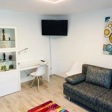 Neu, Appart 12 Min Zum Hbf Und 30 Min Zur Messe Nichtraucher Apartment